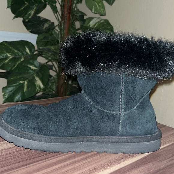 UGG CATHIE SUEDE FAUX FUR BOOTIES - Picture 9 of 16